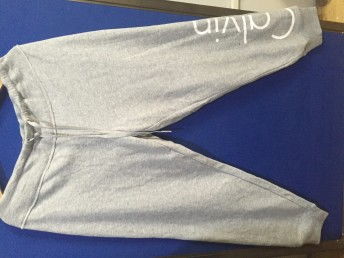 廠家倒閉清倉，全新CK男褲低價處理